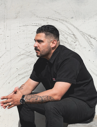 Davíd Morales (he/him/él)